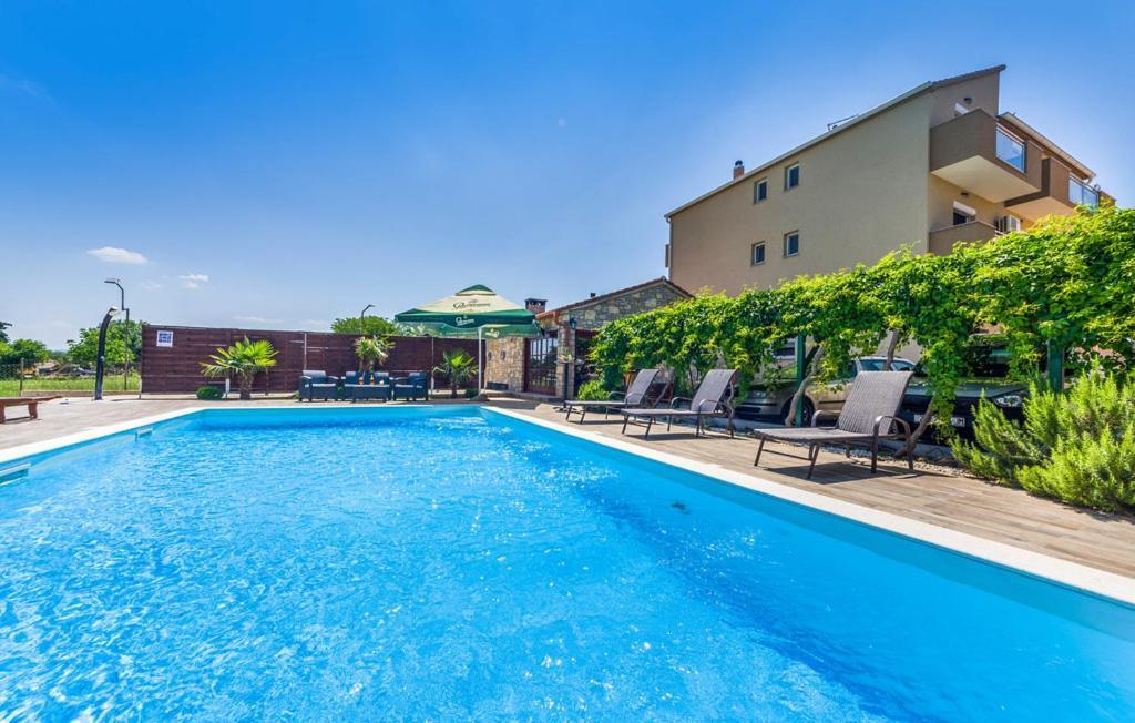 Apartments Mikulic Биоград на Мору Екстериор снимка