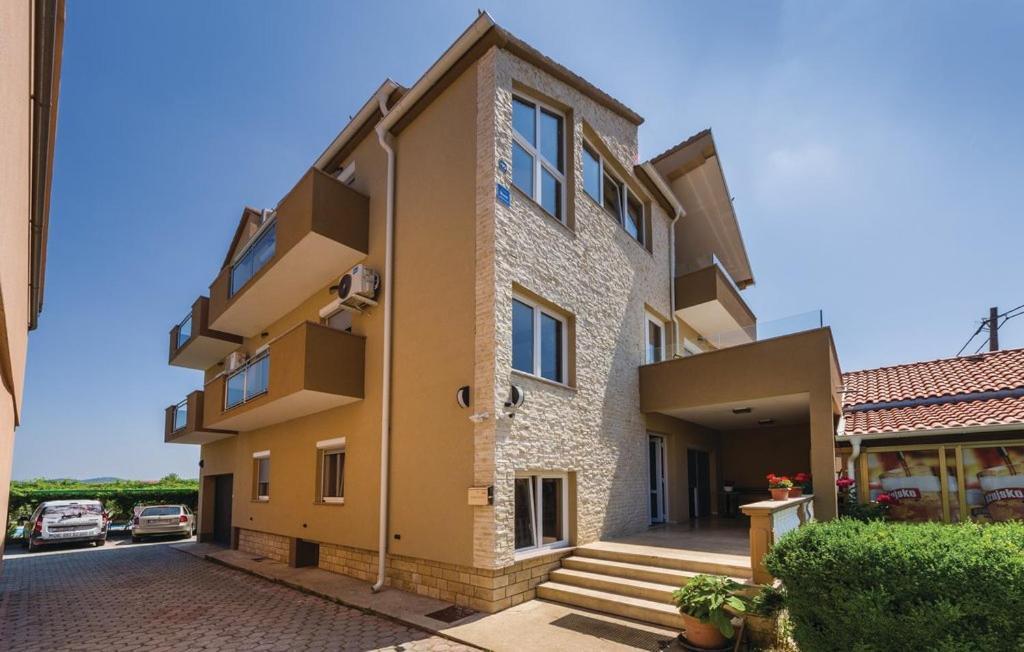Apartments Mikulic Биоград на Мору Екстериор снимка