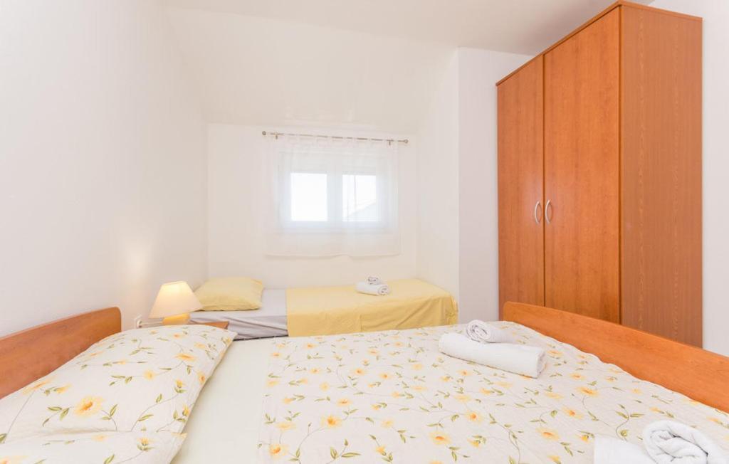 Apartments Mikulic Биоград на Мору Екстериор снимка