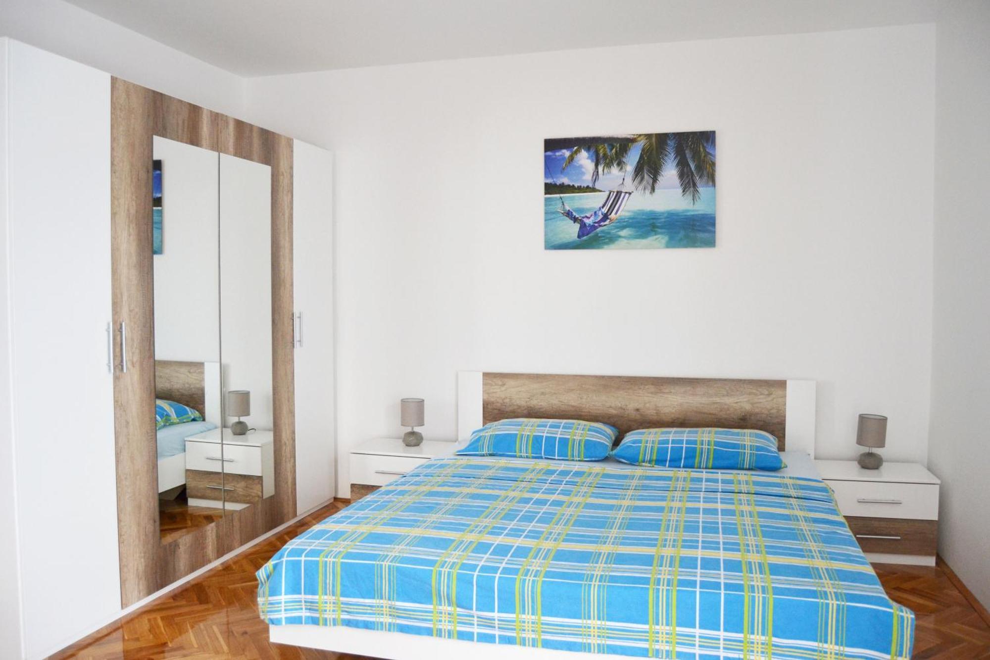 Apartments Mikulic Биоград на Мору Стая снимка