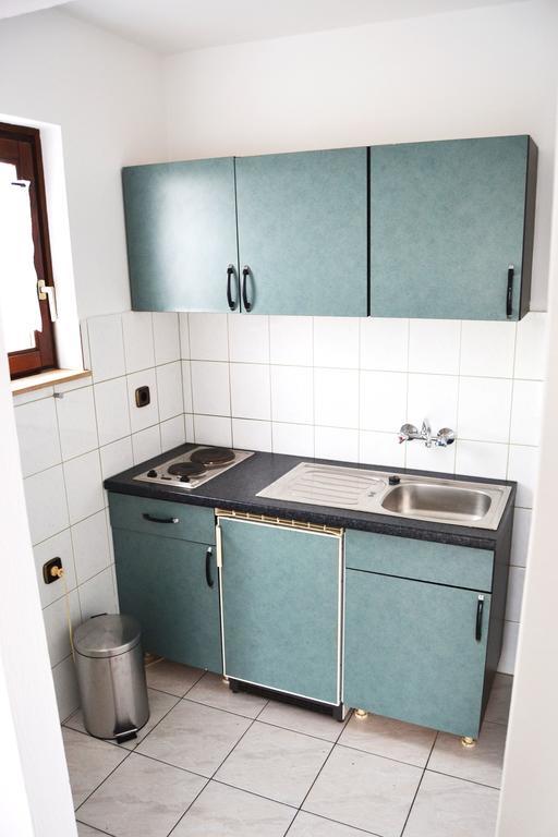 Apartments Mikulic Биоград на Мору Екстериор снимка